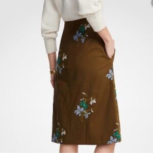Ann Taylor-Mossy green 100% cotton midi skirt with floral embroidery.Size 14